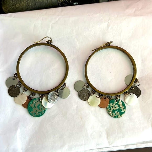Super Cute Vintage Dangle Hoop Earrings-Silver, Green Earth Tones. π«
- Picture 3 of 7